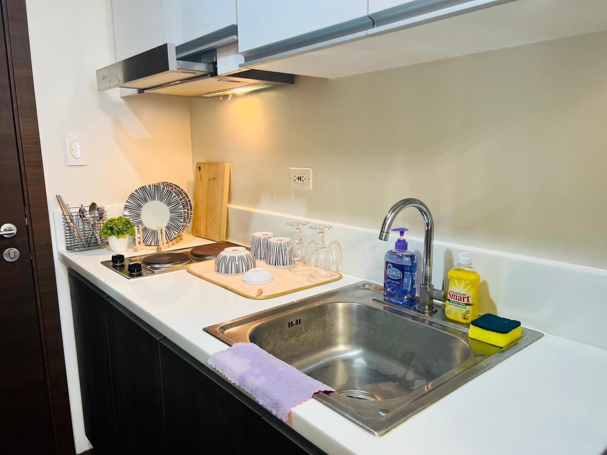 Air Residence Makati Манила Экстерьер фото
